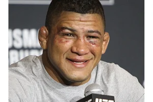 Gilbert Burns Faces Mike Malott in UFC Winnipeg Headline Fight