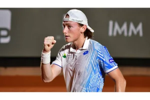 Ignacio Buse Faces Alejandro Tabilo in Rio Open Semifinal Clash