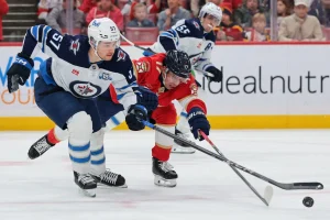 Jets Reassign Isaak Phillips and Elias Salomonsson to AHL