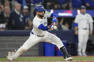 Red Sox Still Pursuing Superior Infield Upgrade Over Kiner-Falefa
