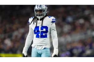 Cowboys Eye Jadeveon Clowney Return Despite Scheme Doubts