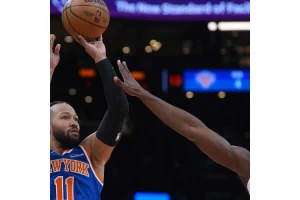 Knicks’ Jalen Brunson Reacts to Bad Bunny’s Super Bowl Show