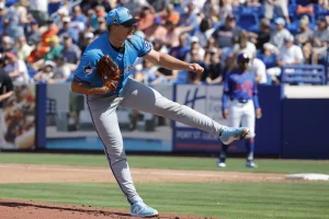 Janson Junk Ankle Injury Clouds Marlins’ Spring Training Start