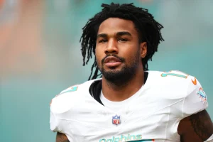 Dolphins Say No to Jaylen Waddle Trade Despite Steelers Interest