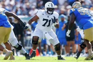 Jonathan Greenard Urges Respect for Players’ Mental Health After Tragedy