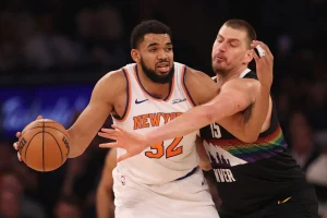 Karl-Anthony Towns Battles Through Gruesome Head Injury