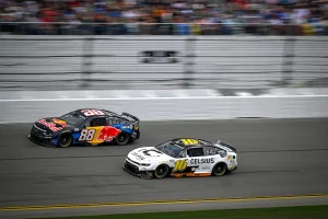 Kaulig Racing’s Ram 1500s Charge to Top-10 at Atlanta