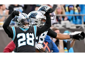 Keith Taylor Re-Signs with Jaguars in Surprising Comeback