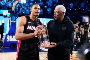 Keshad Johnson Shines at All-Star Weekend Dunk Contest