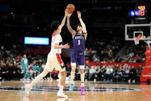 LaMelo Ball Ties Hornets Record with 10 Three-Pointers