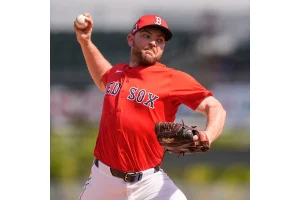 Liam Hendriks and Rogers Lead Twins’ Next-Gen Bullpen Build