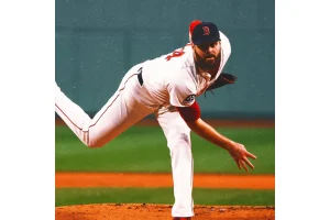 Alex Cora Opens Up on Lucas Giolito Free Agency Future