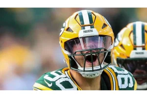 Packers Face Crucial Lukas Van Ness Contract Decision by May 1