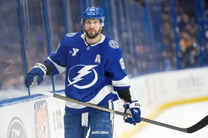 Luke Schenn Rumored to Boost Penguins’ Playoff Defense