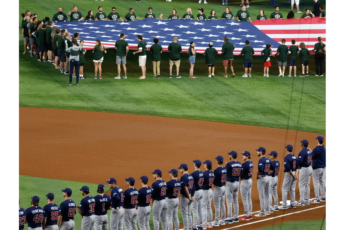 MLB