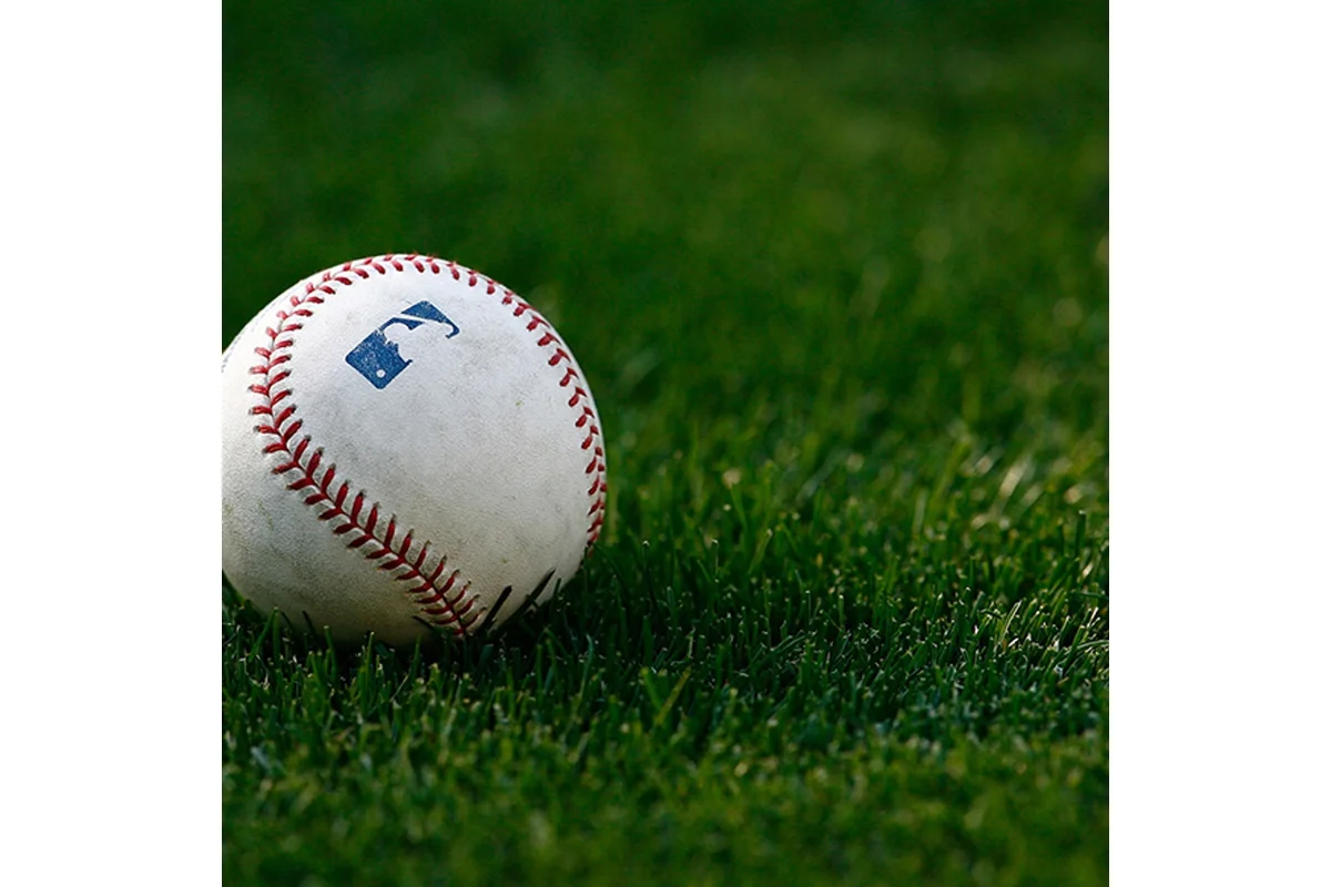 MLB