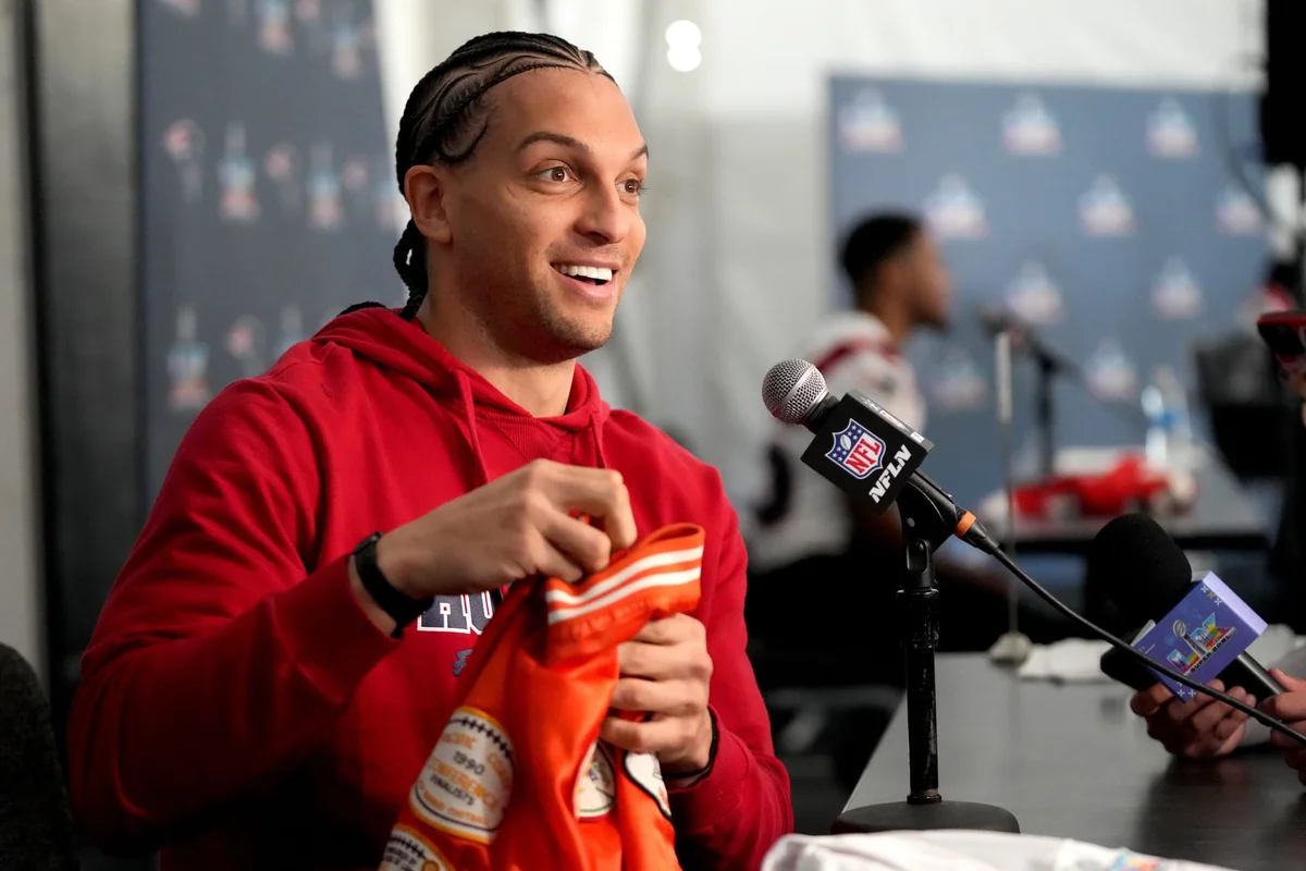 Mack Hollins