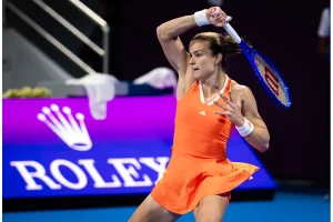 Ostapenko Delays Press to Watch Sakkari’s Qatar Open Triumph