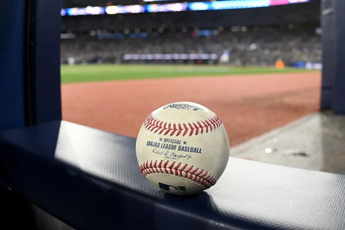 MLB