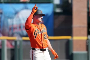 Matt Chapman’s Wife Shares Sweet Baby Bump Gym Selfie Update