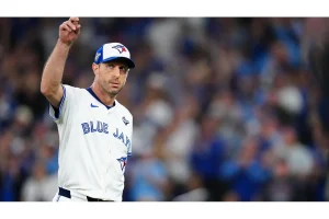 Max Scherzer Returns to Blue Jays on One-Year $3M Deal