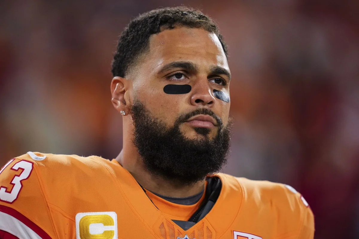 Mike Evans