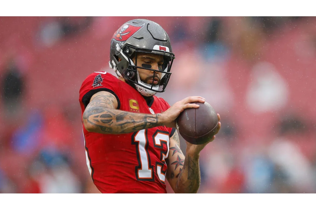 Mike Evans