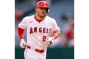 Mike Trout Shines in Center Field in Spring Debut