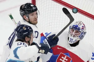 Italy Nearly Shocks Sweden Despite No NHL Players in Olympic Opener