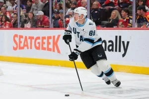 Nate Schmidt Celebrates 800th Game Ahead of Big Clash