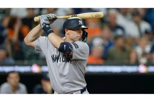 Yankees Re-Sign Goldschmidt, Fans Slam “Unserious” Offseason