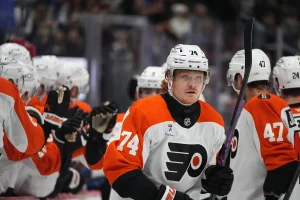 Philadelphia Flyers’ Top 3 Wildest Brawls Ever Seen