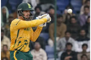 Quinton de Kock Praises Chakaravarthy Ahead of Big T20 Clash