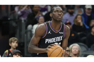 Rasheer Fleming Sparks Suns with Career-High 8 Points Win