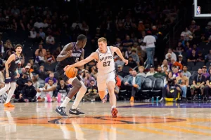Cavs Add Riley Minix on Two-Way Contract in Key Move