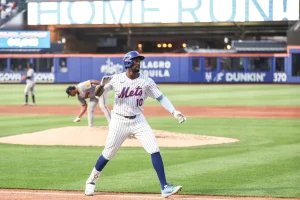 Mets Passing on Phillies Signing Clears Path for Ronny Mauricio