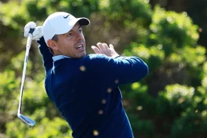 Ryo Hisatsune Surges as Rory McIlroy Falls Six Shots Back