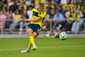 Sam Surridge Shines with Two Goals in Nashville Win