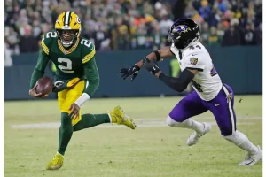 Sean Clifford Praises Malik Willis Ahead of NFL Free Agency