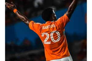 Atlanta United Lands Sergio Santos in Surprise Free Agency Move