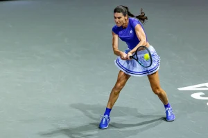 Sorana Cirstea Stuns Raducanu to Win Transylvania Open Title