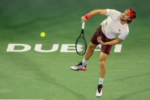 Tsitsipas and Top Seeds Advance in Rotterdam Thriller