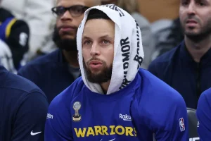 Stephen Curry Injury Update: Both Stars Out for 76ers vs Warriors Game