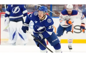 Tampa Bay Lightning vs Hurricanes: Who Will Dominate Tonight?
