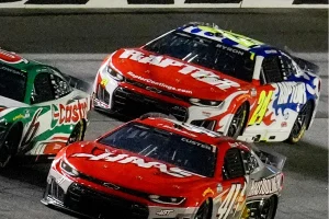 Tony Stewart’s NASCAR Return Cut Short by Daytona Crash