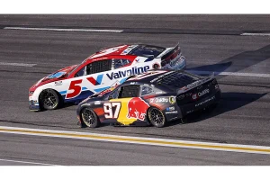 Patriot Mobile Teams Up with Ty Dillon for NASCAR Sprint