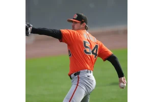 Tyler Mahle Makes Spring Debut as Giants Face Athletics Today