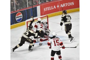Leason Leads Hershey Bears to 6-3 Win Over Utica Comets