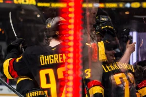 Golden Knights Dominate Canucks: 3 Stars Shine Bright