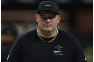 Saints Center Will Clapp Retires, Creating Huge Lineup Gap
